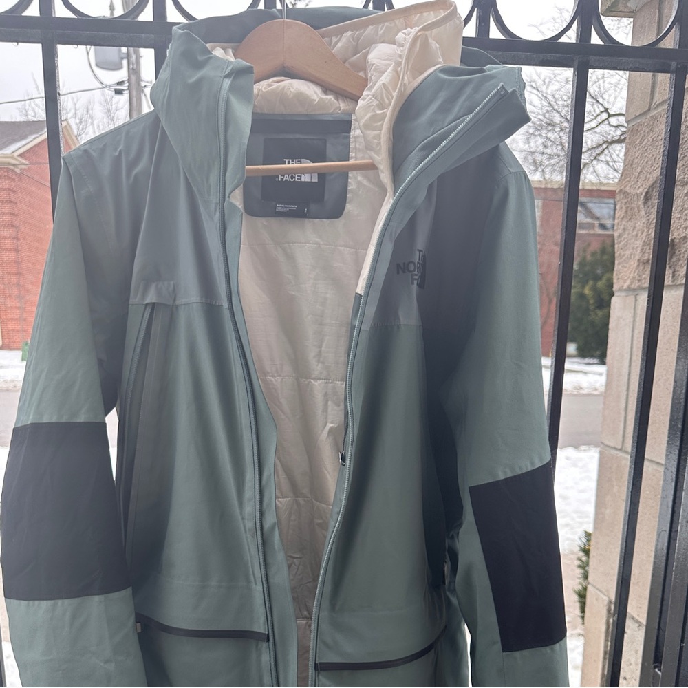 North face men snow jacket
